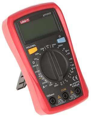 UNIVERSALUS MATAVIMO PRIETAISAS UT-131C UNI-T