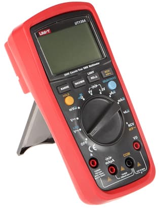 UNIVERSALUS MATAVIMO PRIETAISAS UT-139A UNI-T